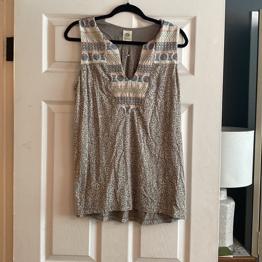 Anthropologie Embroidered Sleeveless Blouse